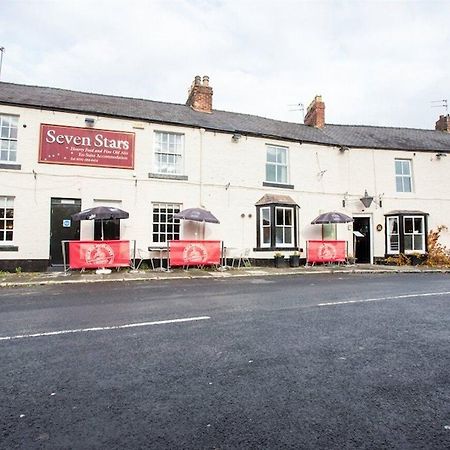 Oyo Seven Stars Inn Durham Dış mekan fotoğraf